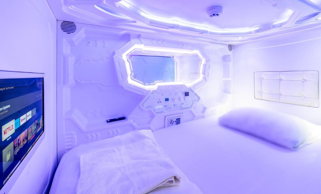 Capsule Inn エルサレム エクステリア 写真
