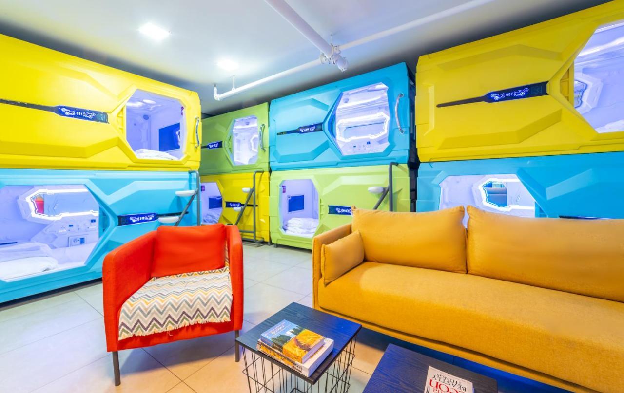 Capsule Inn エルサレム エクステリア 写真