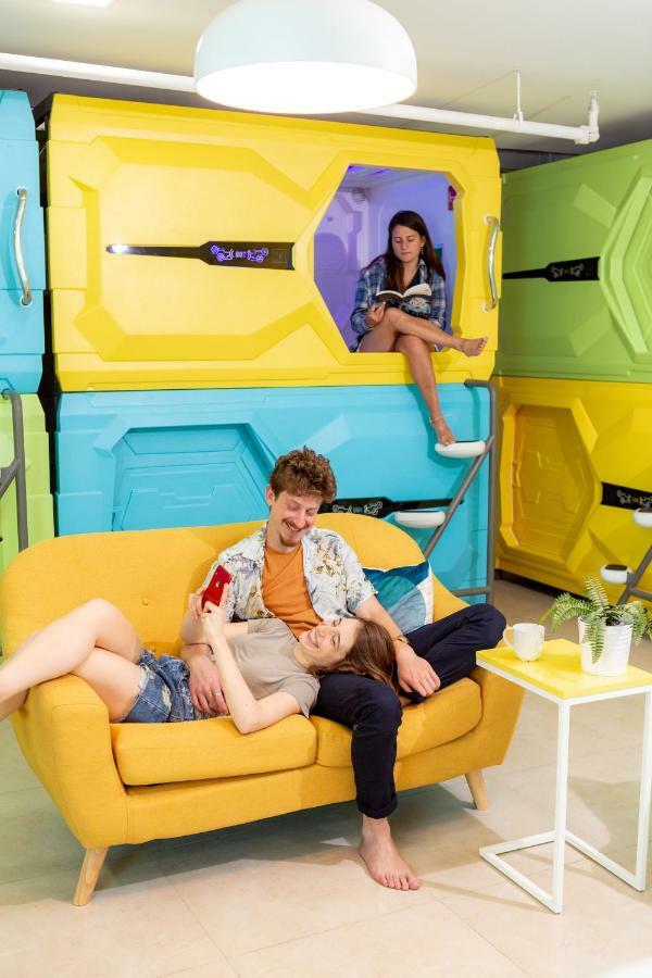Capsule Inn エルサレム エクステリア 写真
