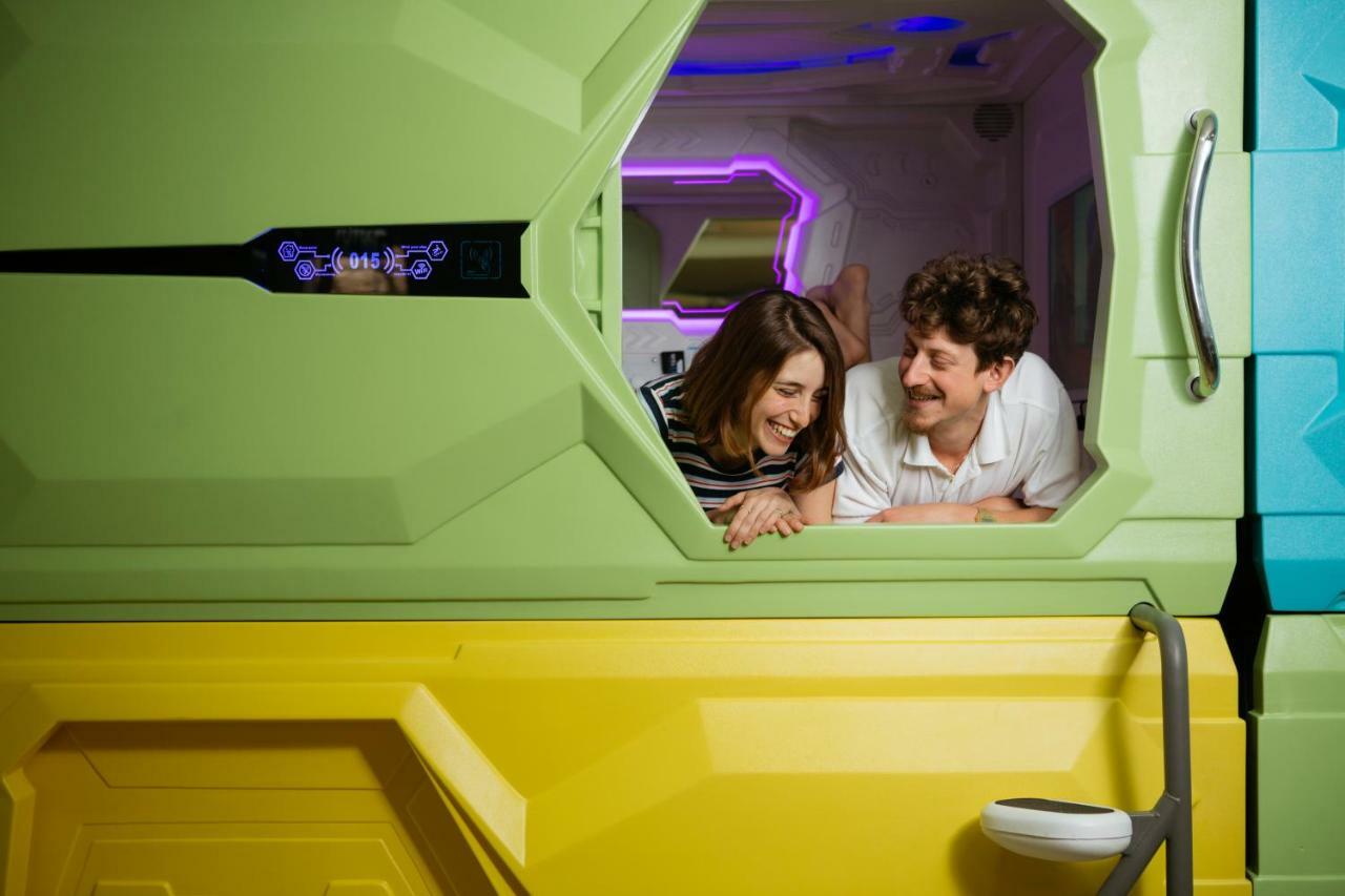 Capsule Inn エルサレム エクステリア 写真